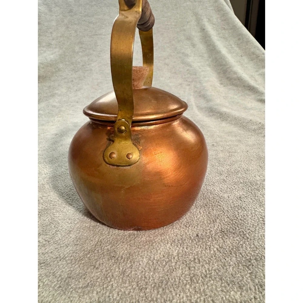 Vintage Copper Tea Kettle Brass‎ Handle Wood Grip Stovetop Decorative Teapot